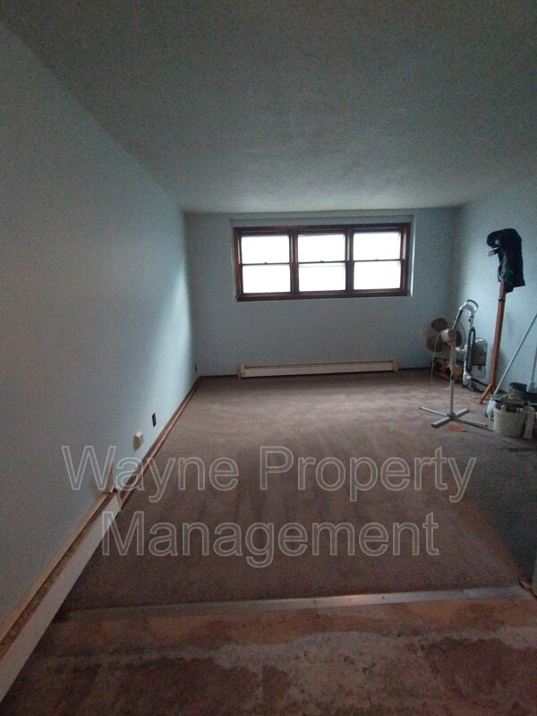 Building Photo - 1215 2nd St