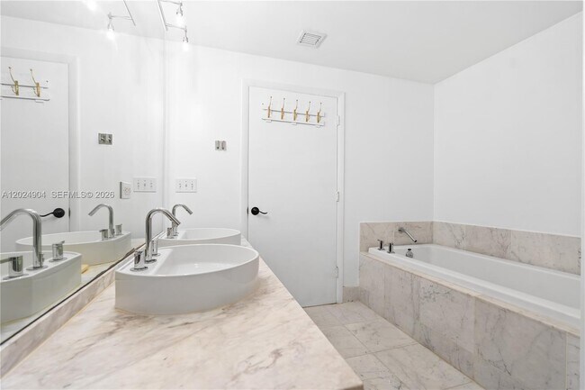 Building Photo - 244 Biscayne Blvd