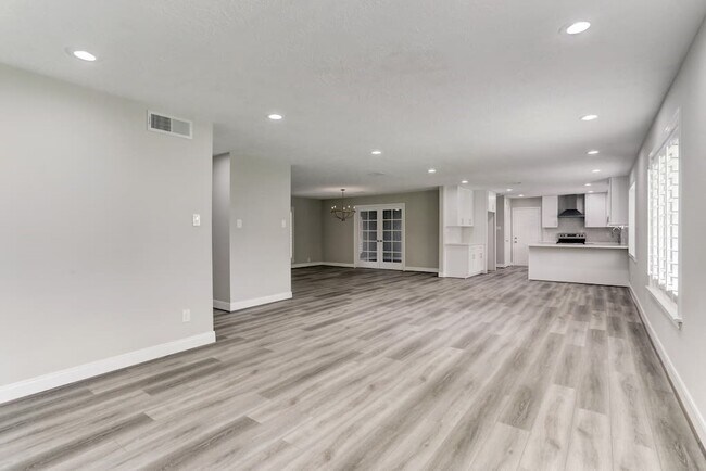 Building Photo - 11006 Wickersham Ln