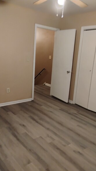 Building Photo - 90 Dover St