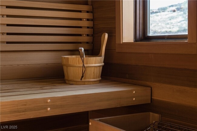 Building Photo - 5 Promontory Pointe Ln