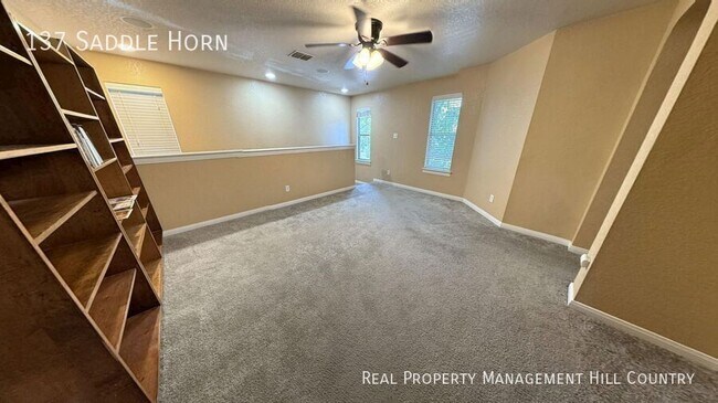 Building Photo - 137 Saddle Horn