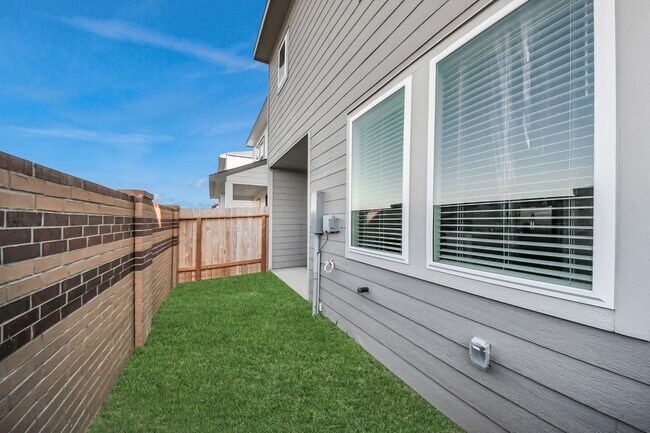 Building Photo - 4111 Good Vineyard Ln