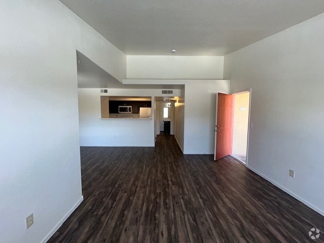 Building Photo - 2300 E Silverado Ranch Blvd