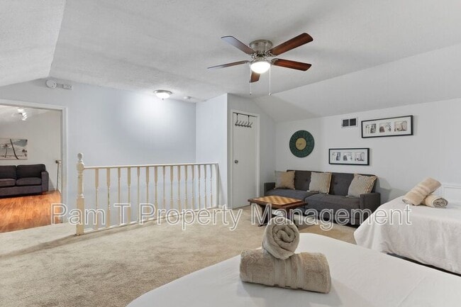 Building Photo - 522 Oemler Loop