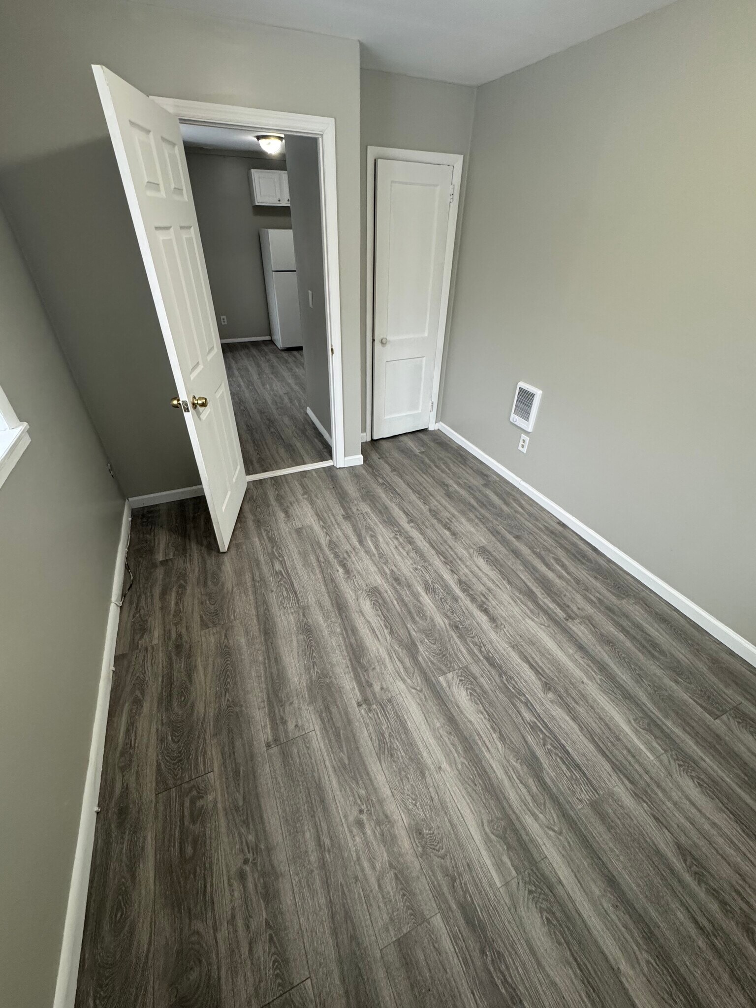 Building Photo - 19 Dillon Rd