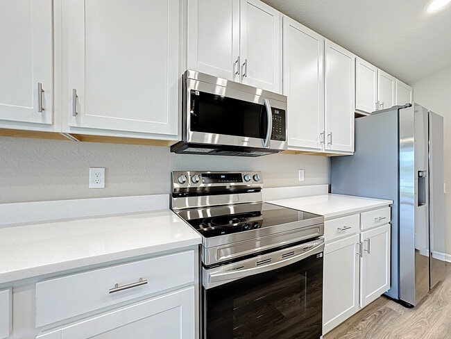 Building Photo - 877 Cypress Creek Run