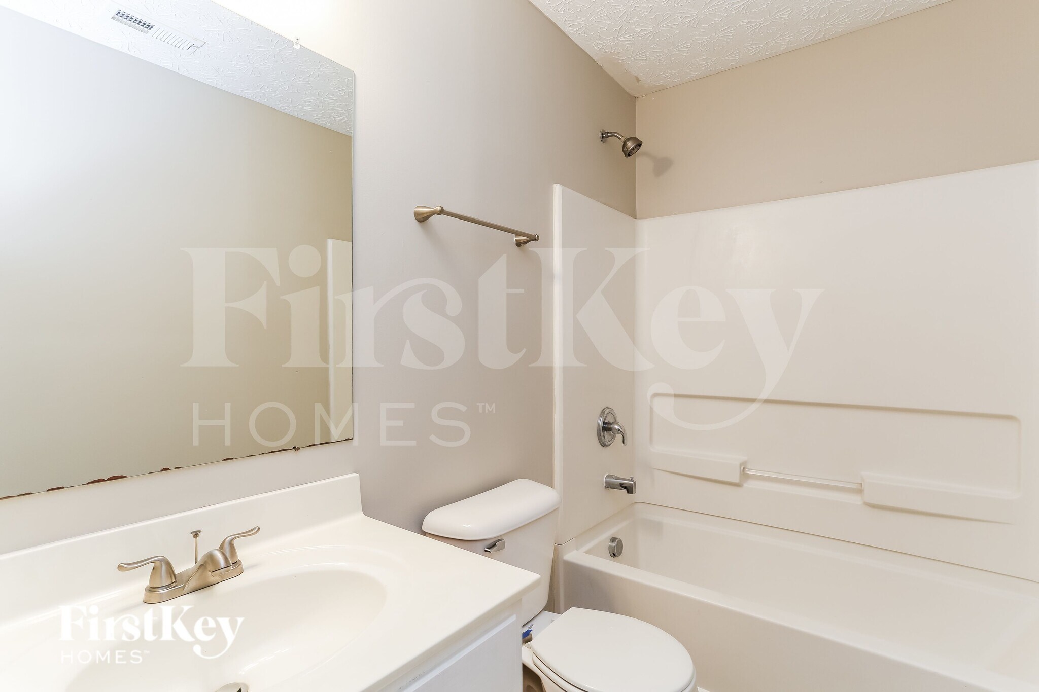 Building Photo - 7399 Kenrich Dr