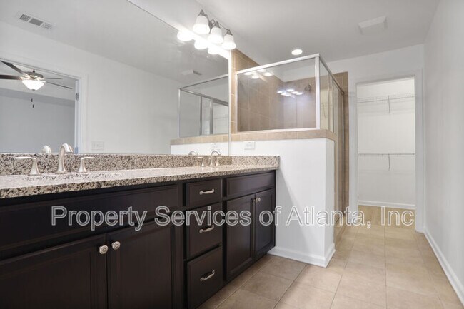 Building Photo - 268 Stone Park Dr