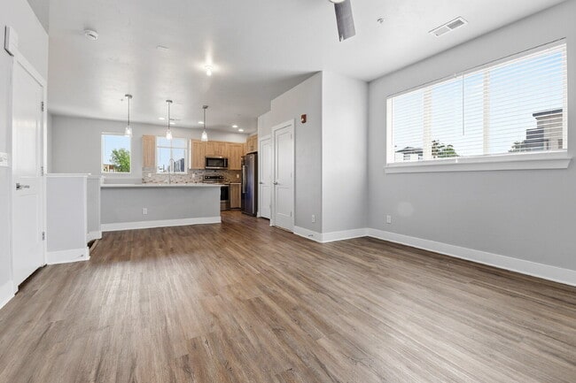 Building Photo - $2,890.95, 2-bed, 2.5-bath, located in Denver with a rooftop terrace.
