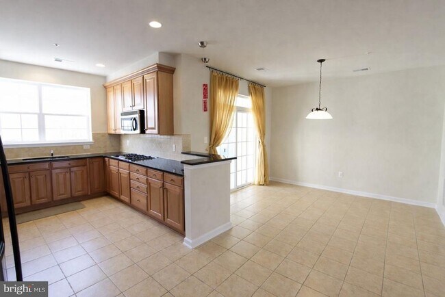 Building Photo - 4495 Beacon Grove Cir