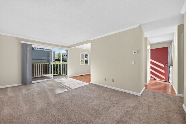 Building Photo - Updated Walnut Creek Condo | 2 Bed • Pool • In-Unit Laundry • Near BART
