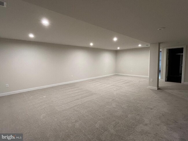 Building Photo - 31449 Crossly Dr