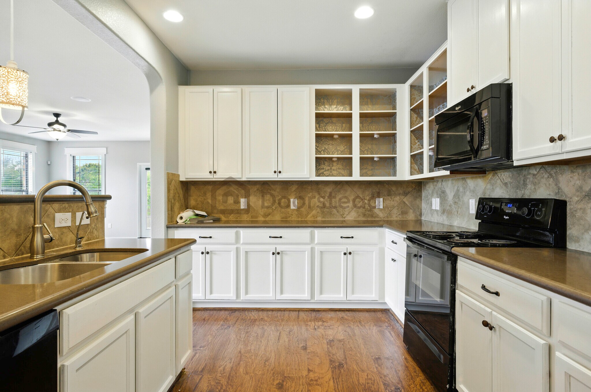 Building Photo - 920 Water Hyacinth Loop