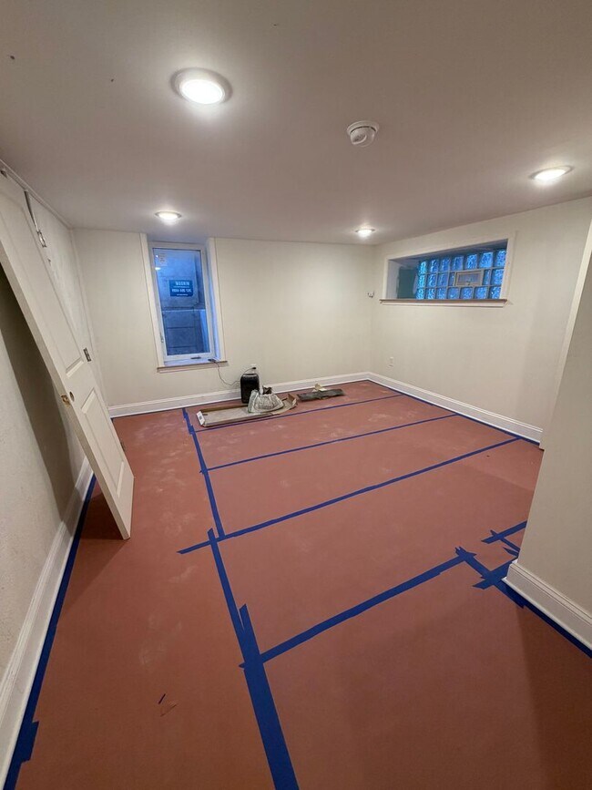 Building Photo - 4417 N 9th St