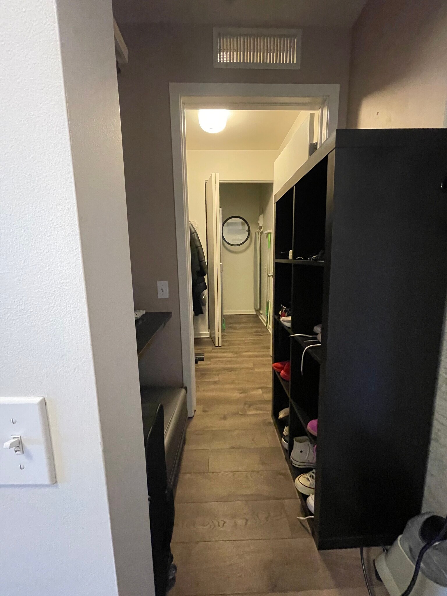 Building Photo - 659 W Randolph St