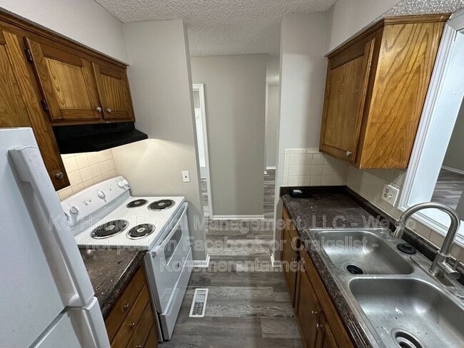 Building Photo - 1259 Petzold Dr