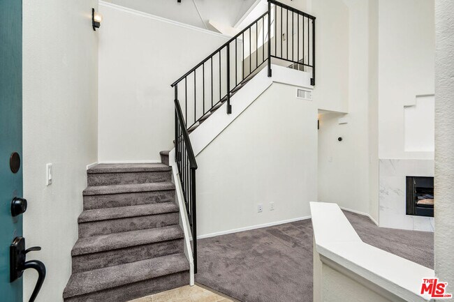 Building Photo - 18129 Erik Ct