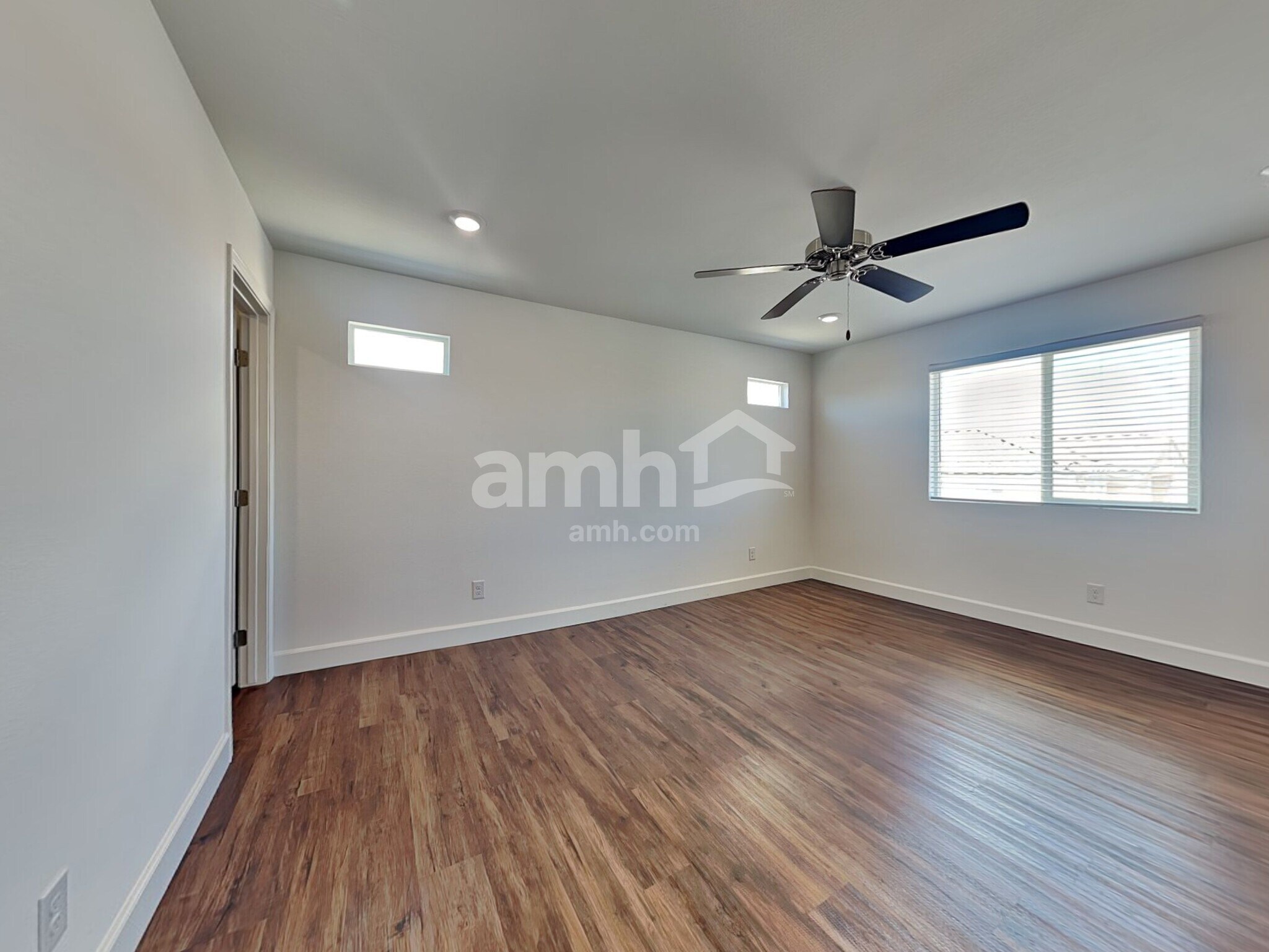 Building Photo - 4848 Blushing Star St