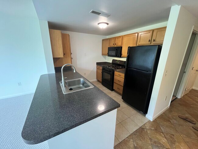 Building Photo - 350 G St SW