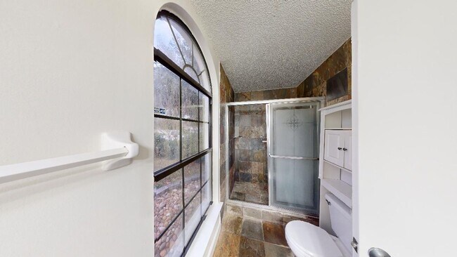 Building Photo - 3 Bed/2 Bath/ 2 Car Garage Home In Villas ...