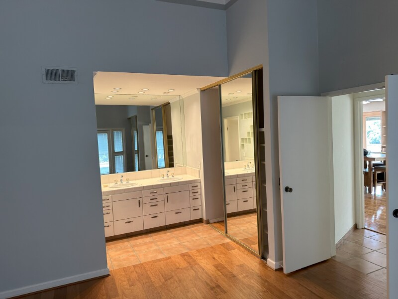 Building Photo - 3014 Persimmon Pl