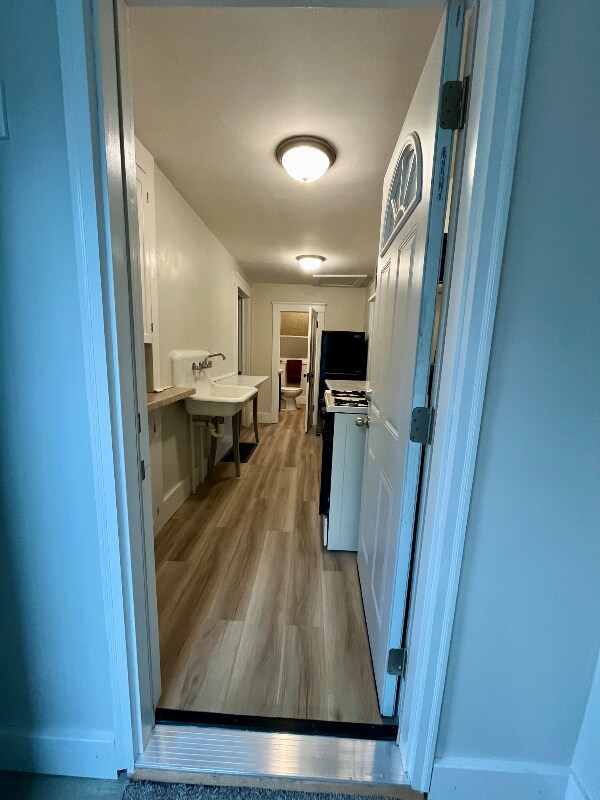 Building Photo - 1411 Portland Ave