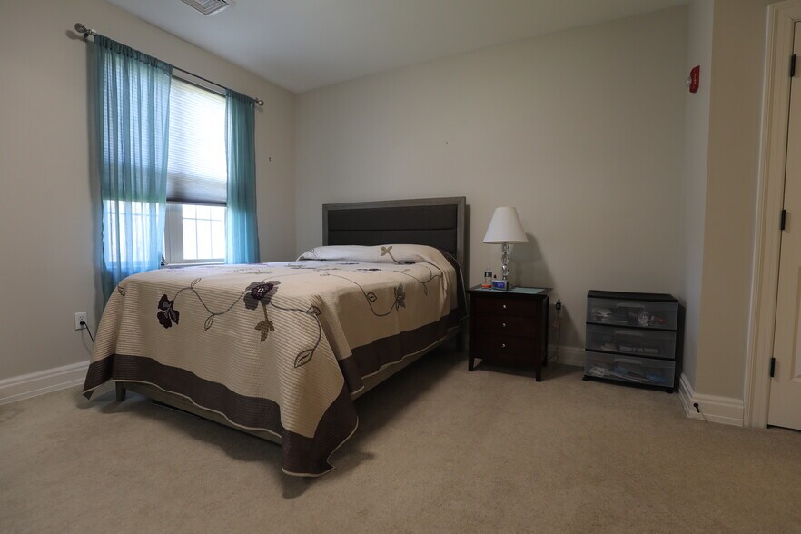 Building Photo - 59 Walpole St