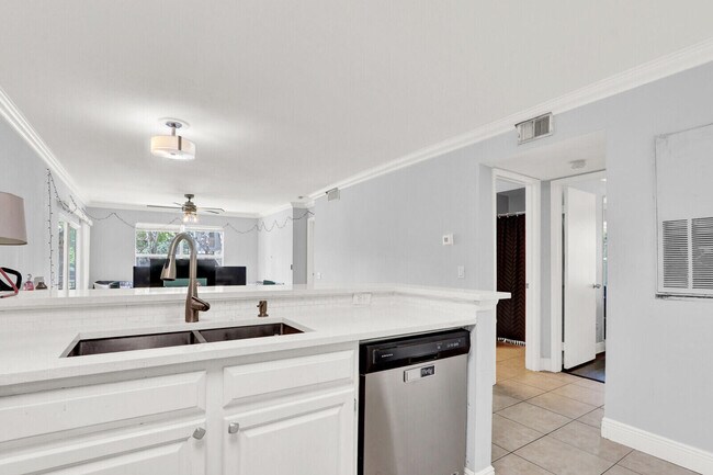 Building Photo - 1745 Palm Cove Blvd