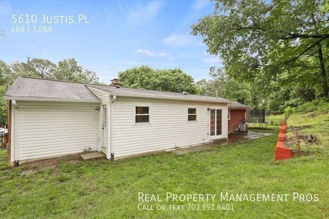 Building Photo - 5610 Justis Pl
