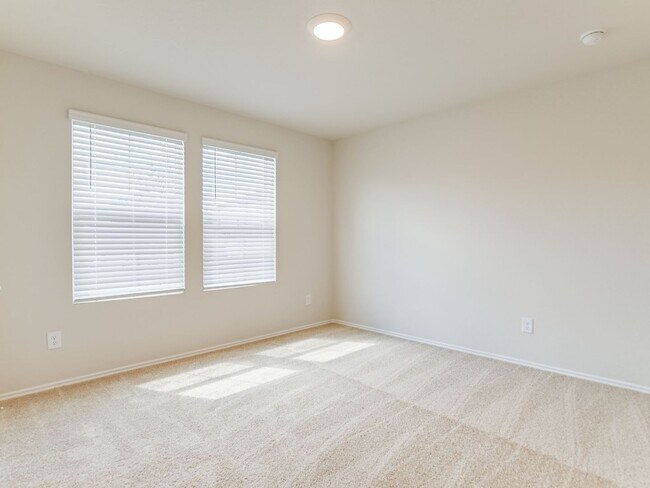 Building Photo - 912 Cinnamon Teal