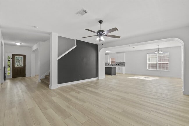 Building Photo - 16727 Summer Cypress Ct