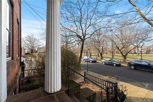 Building Photo - 37 Wooster Pl