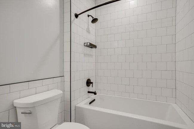 Building Photo - 1625 Eckington Pl NE