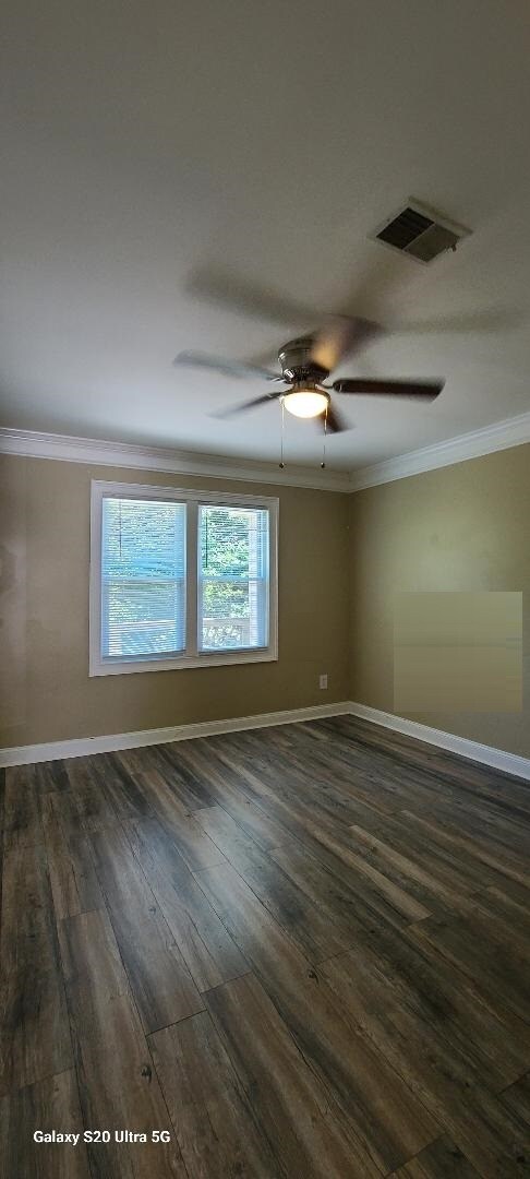 Building Photo - 1048 Falling Water Dr SE