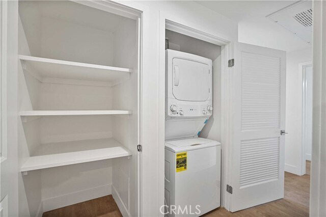 Building Photo - 8750 Sepulveda Blvd