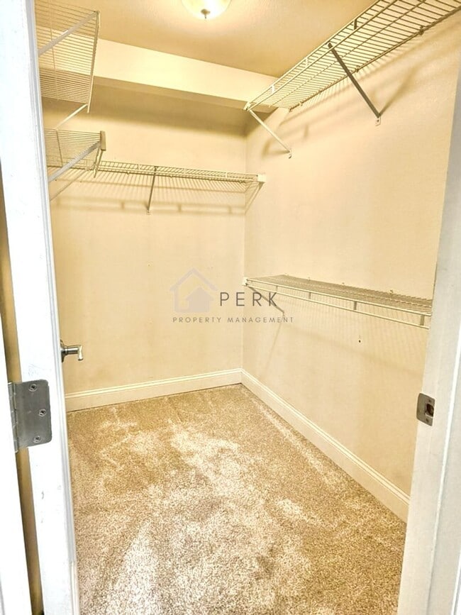 Building Photo - Beautifully Updated 3-Bedroom Home with A/C, Fenced Yard & Modern Finishes