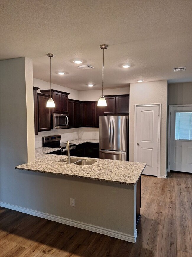 Building Photo - 3719 Moffat Ct