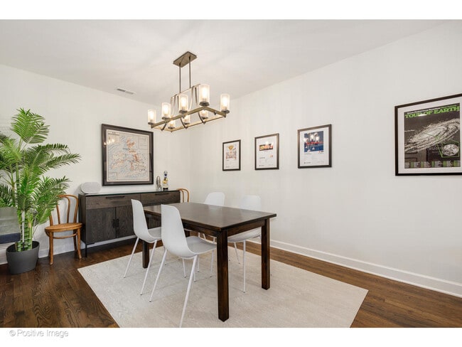 Building Photo - 150 W Eugenie St