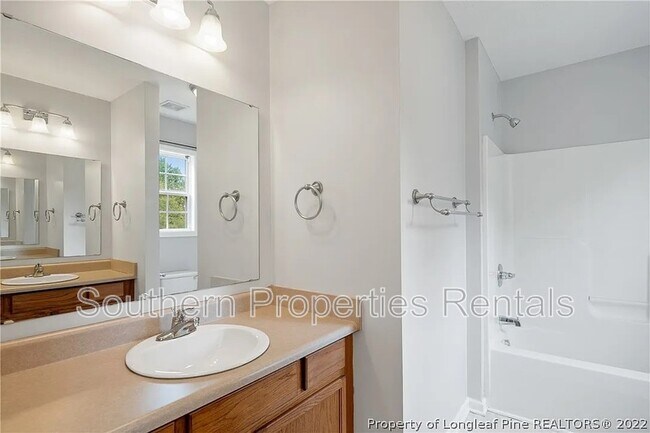 Building Photo - 366 Colonial Hills Dr