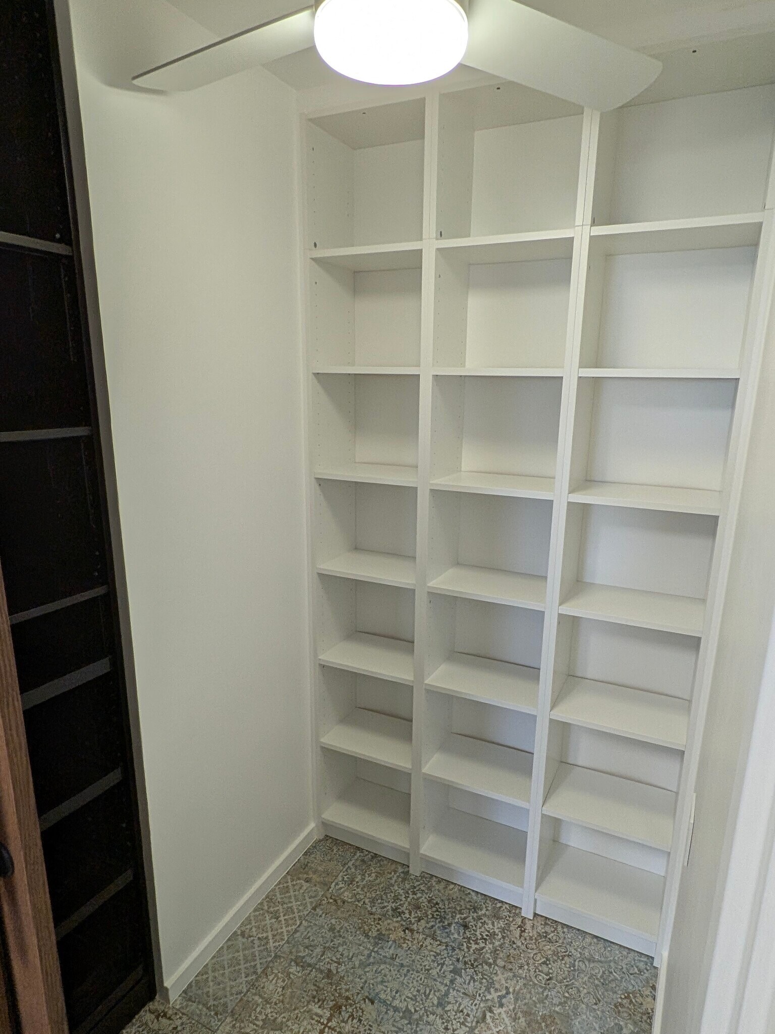 13. Office Nook - 1960 N Lincoln Park W