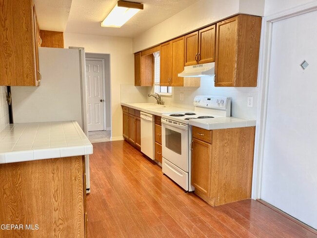 Building Photo - 308 Cabaret Dr