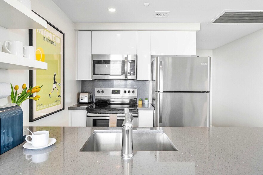 Building Photo - 2889 McFarlane Rd