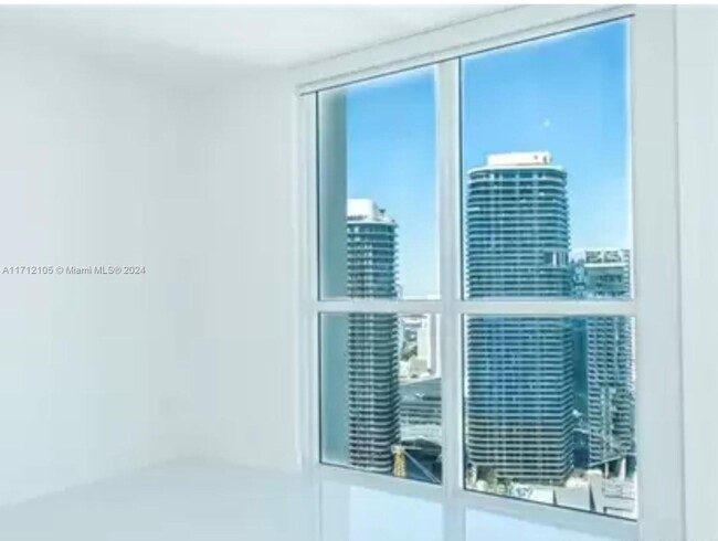 Building Photo - 1080 Brickell Ave