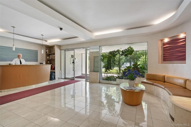 Building Photo - 5355 Henry Hudson Pkwy W