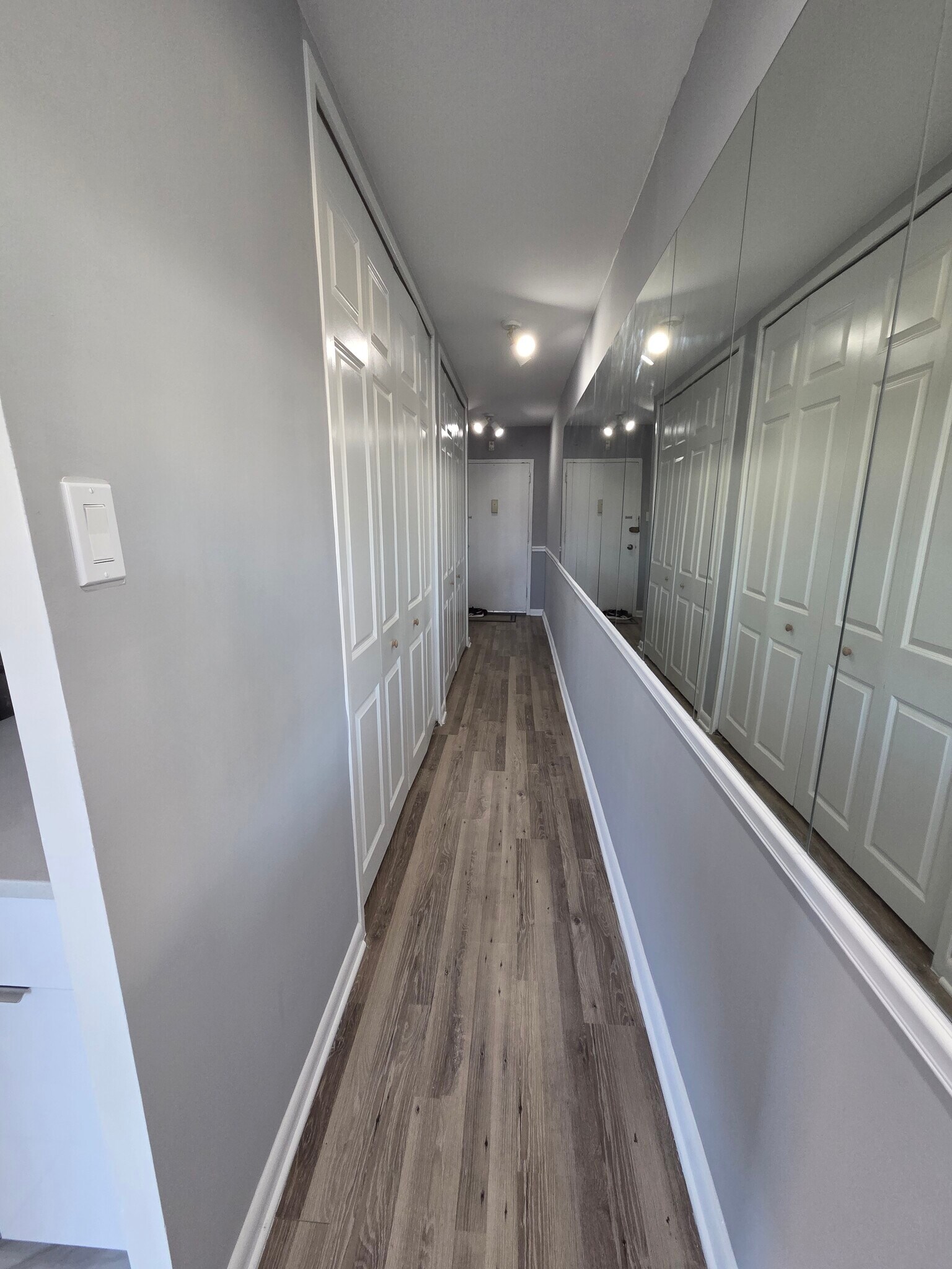 Building Photo - 4000 Tunlaw Rd NW