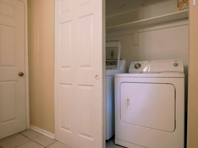 Building Photo - *Move in Special* Arrowood Neighborhood Ge...