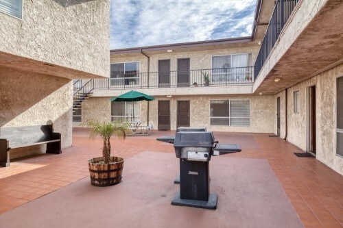 Building Photo - Corona del Norte