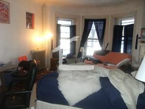 Building Photo - 847 Beacon St