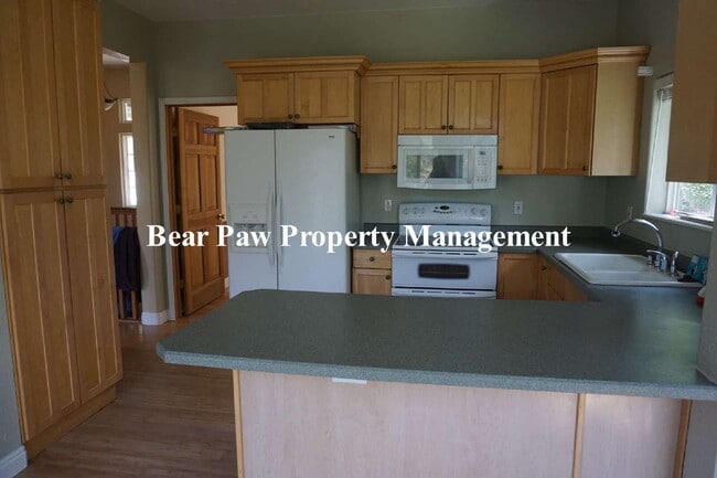 Building Photo - Great Mountain Home near Morrison!!